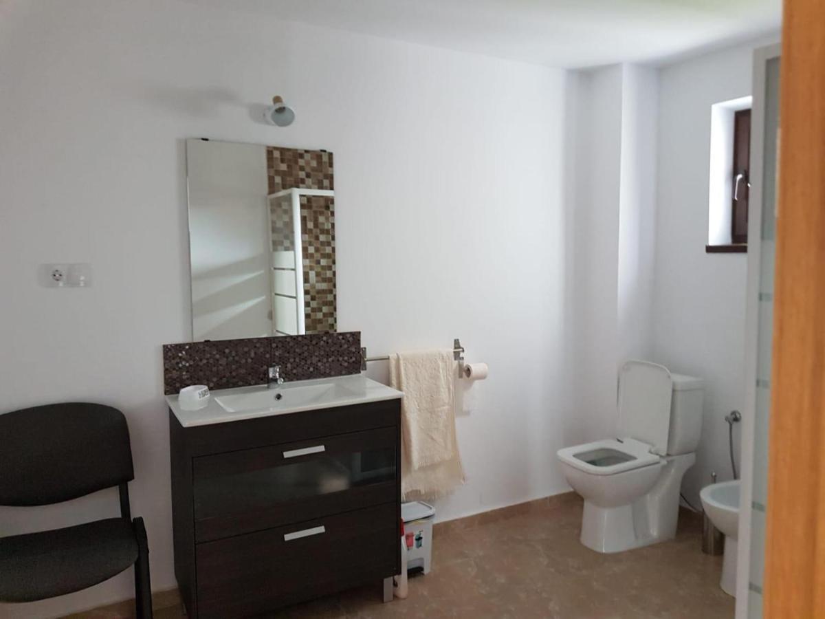Casa Magnolia Pensionat Beclean  Exteriör bild