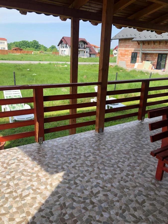 Casa Magnolia Pensionat Beclean  Exteriör bild